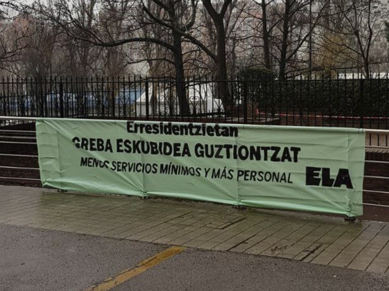 ELA y LAB exigen al Departamento de Trabajo que retire los servicios mínimos decretados y respete el derecho a la  huelga en las Residencias de Bizkaia