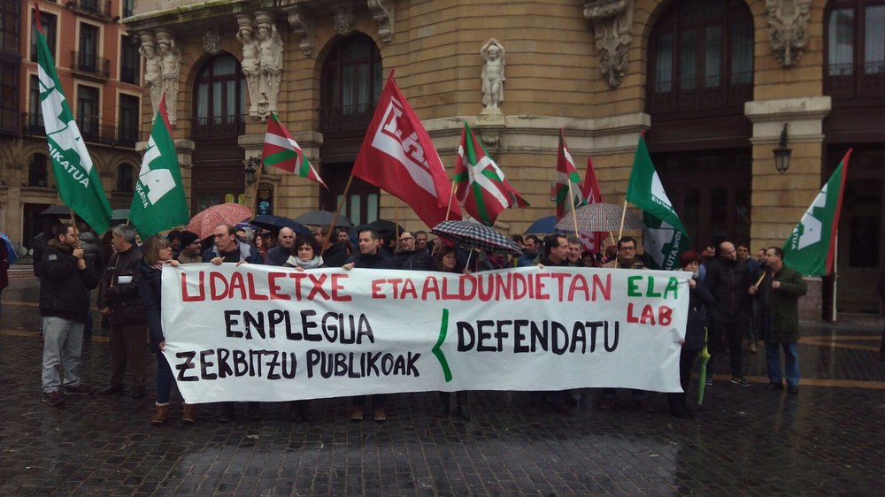ELA y LAB llaman a un paro en Administración foral y municipal en defensa del empleo estable y las condiciones laborales