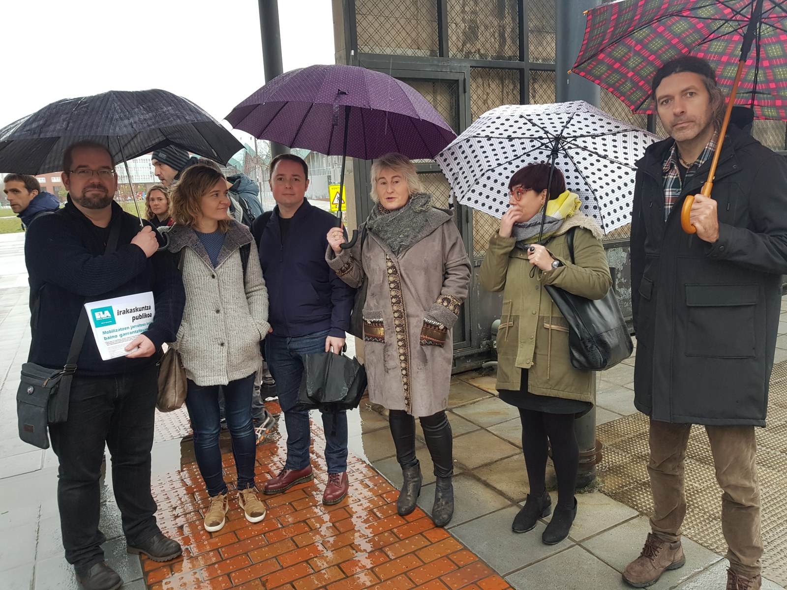 La irresponsabilidad del Departamento de Educación no nos deja más remedio que seguir adelante con el calendario de 8 días de huelga