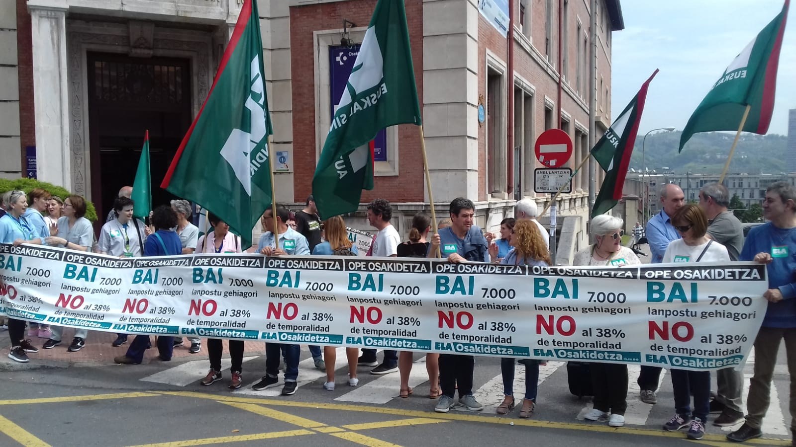 La OPE de Osakidetza dejará una temporalidad del 38% y no solucionará ninguno de los problemas de empleo que tiene
