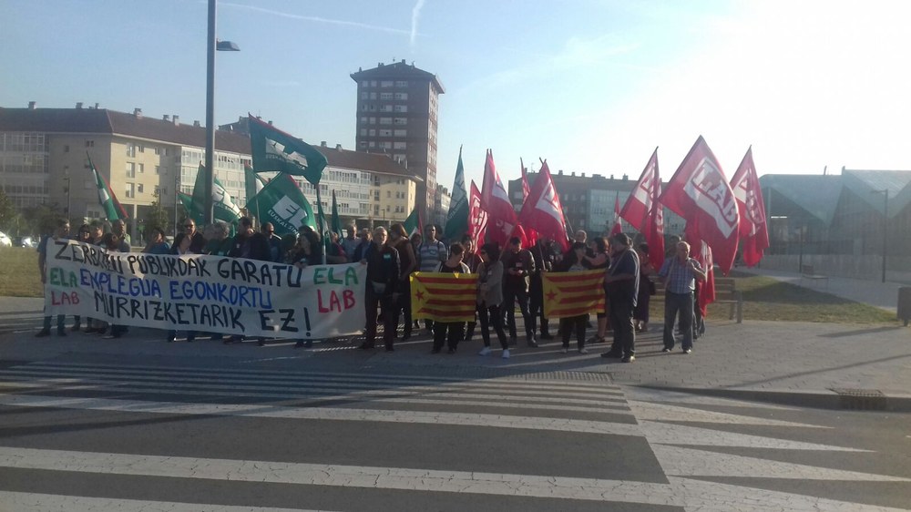 La propuesta de empleo del Gobierno Vasco (OPE de 10.000 plazas hasta fin de legislatura) apenas cubre las jubilaciones de esta legislatura