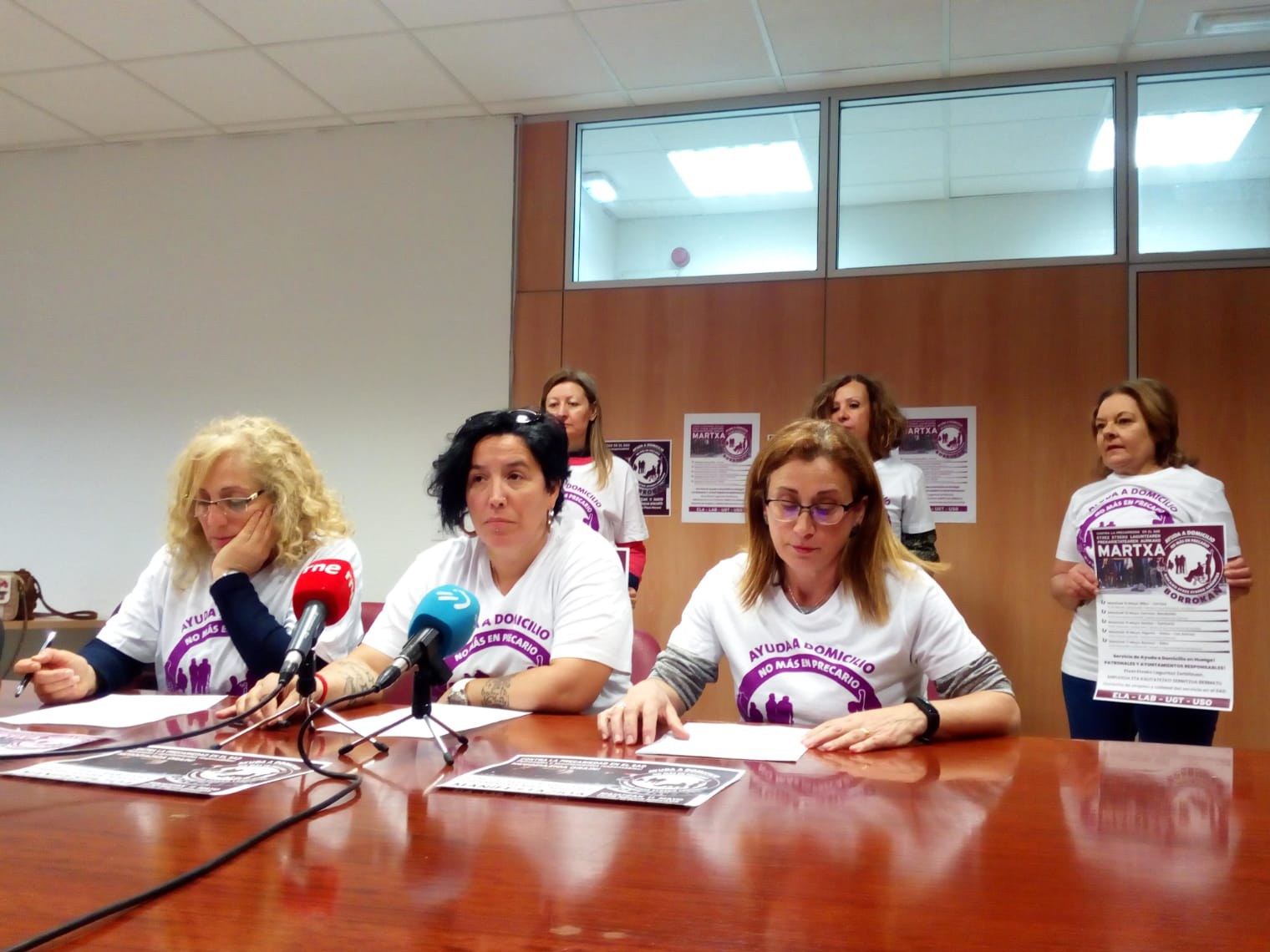 Las trabajadoras de Ayuda a Domicilio de Bizkaia irán a la huelga entre el 13  y el 17 de mayo Las trabajadoras de Ayuda a Domicilio de Bizkaia irán a la huelga entre el 13  y el 17 de mayo