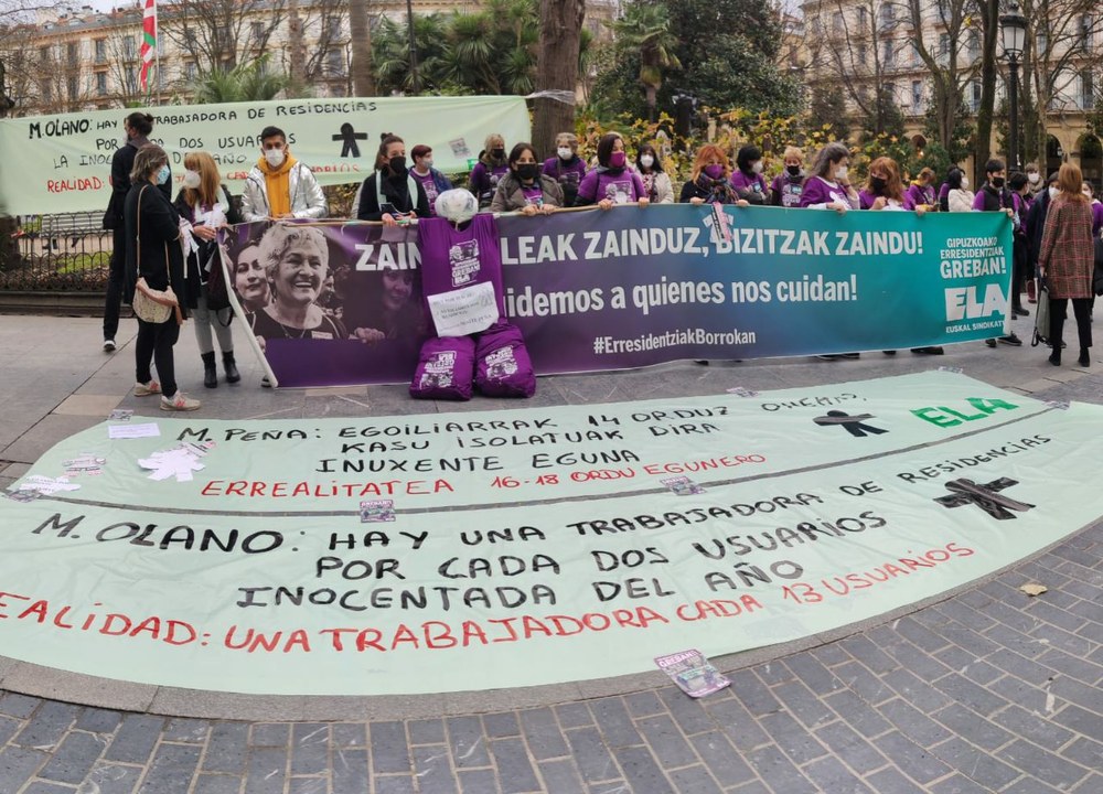 Las trabajadoras de las residencias de Gipuzkoa denuncian “las inocentadas” de la Diputación