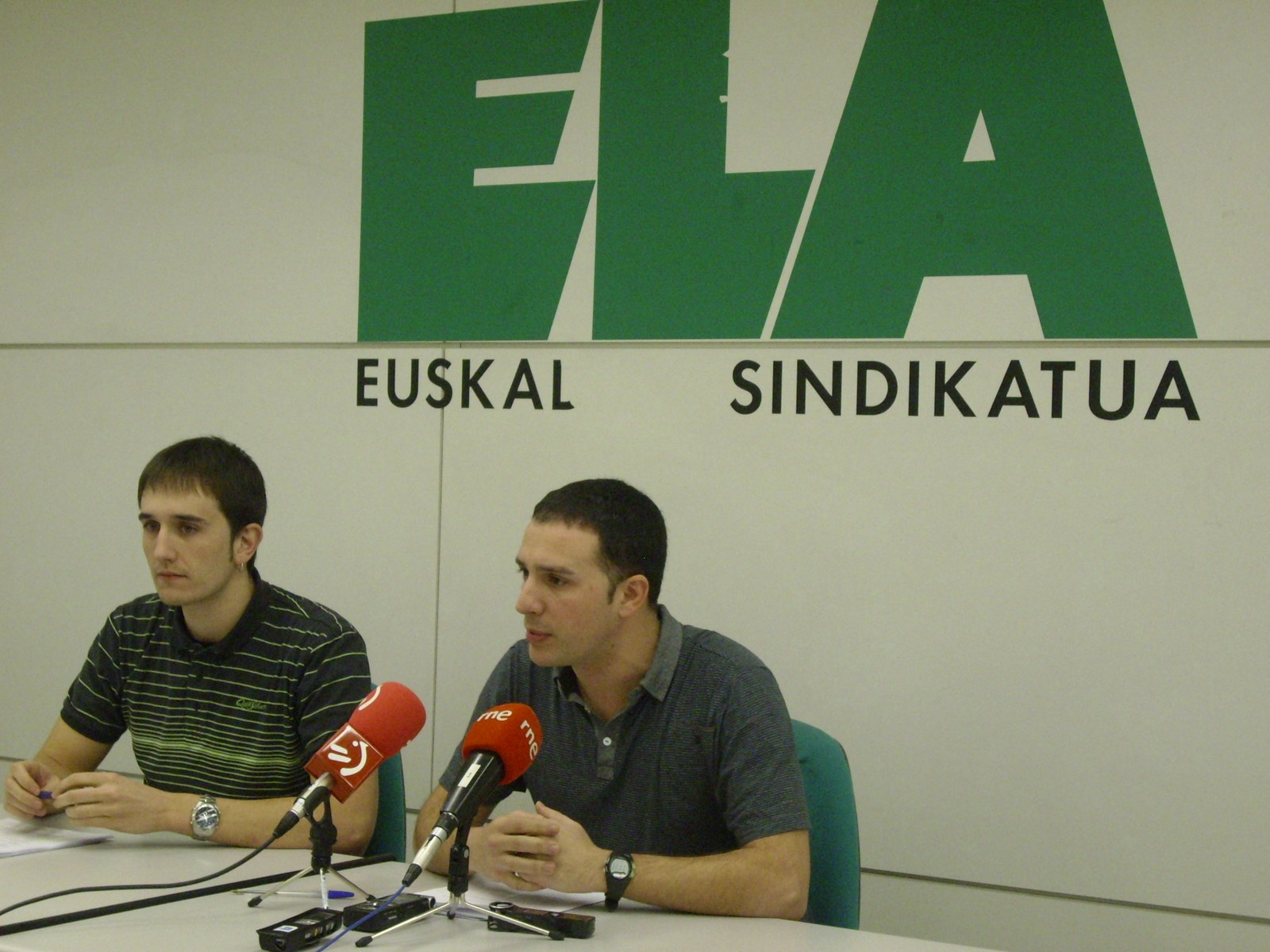 Medidas anticrisis de UPN: propaganda y subvenciones para contratar en precario