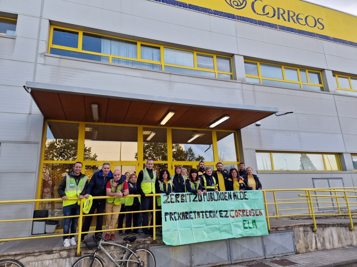 Movilizaciones en Correos para denunciar la falta de contrataciones y ...