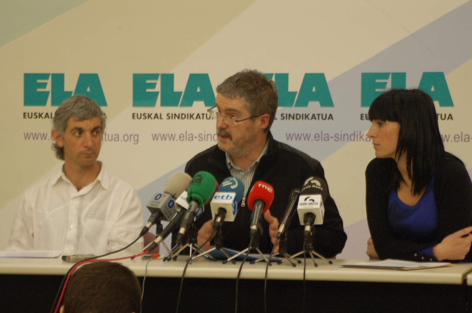 Muñoz: “La reforma laboral invita a sustituir empleo fijo por precario”