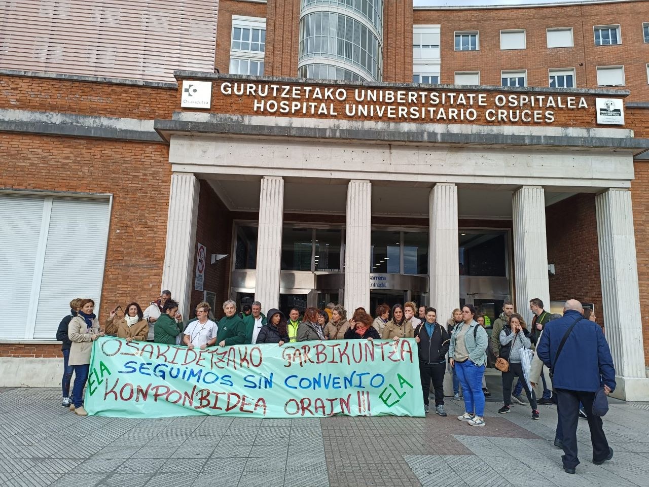 Concentraciones para denunciar que continúan sin convenio