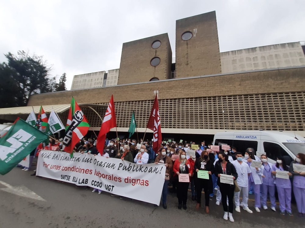 ELA, SATSE, LAB, CCOO y UGT convocan concentraciones en Osakidetza para denunciar el inmovilismo del Departamento de Salud y exigir una negociación real y con contenidos