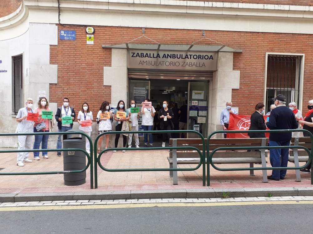 Osakidetza ordena que las enfermeras del Centro de Salud de Zaballa trabajen este verano también en la Residencia Santa Teresa de la empresa Vitalitas