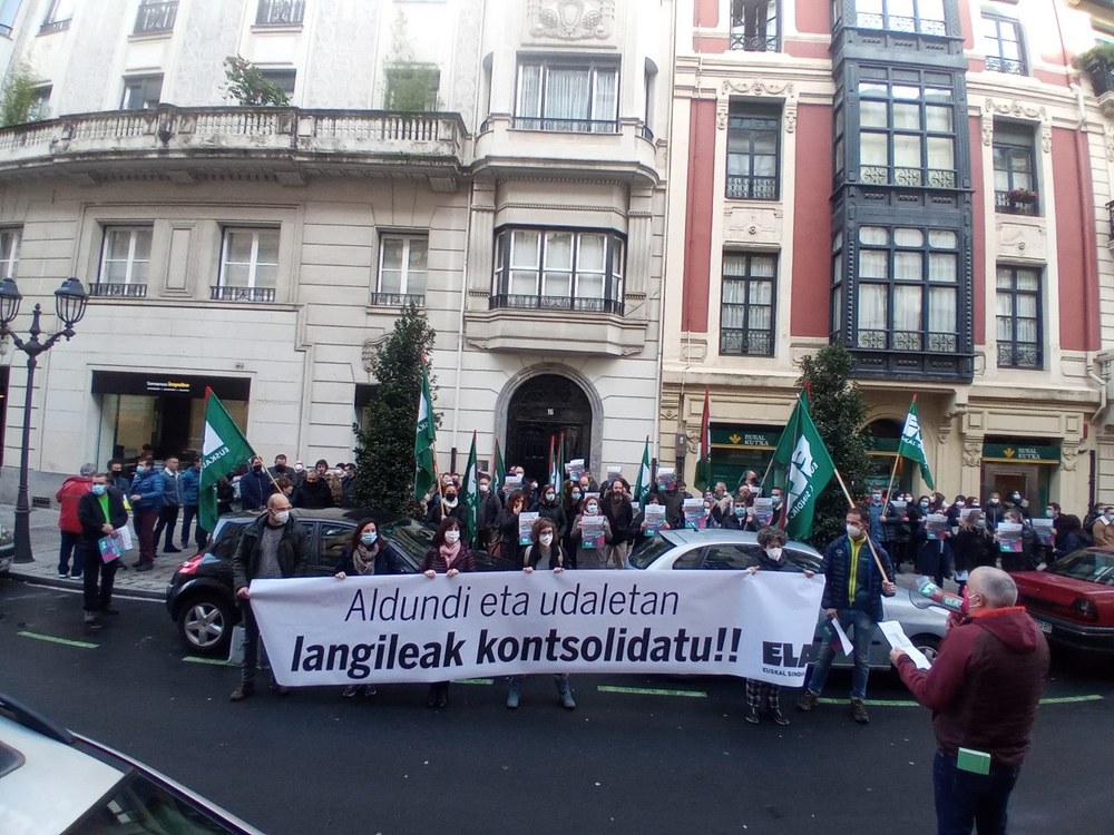 ELA exige a EUDEL la consolidación urgente de 12.000  	temporales de la administración   local y foral