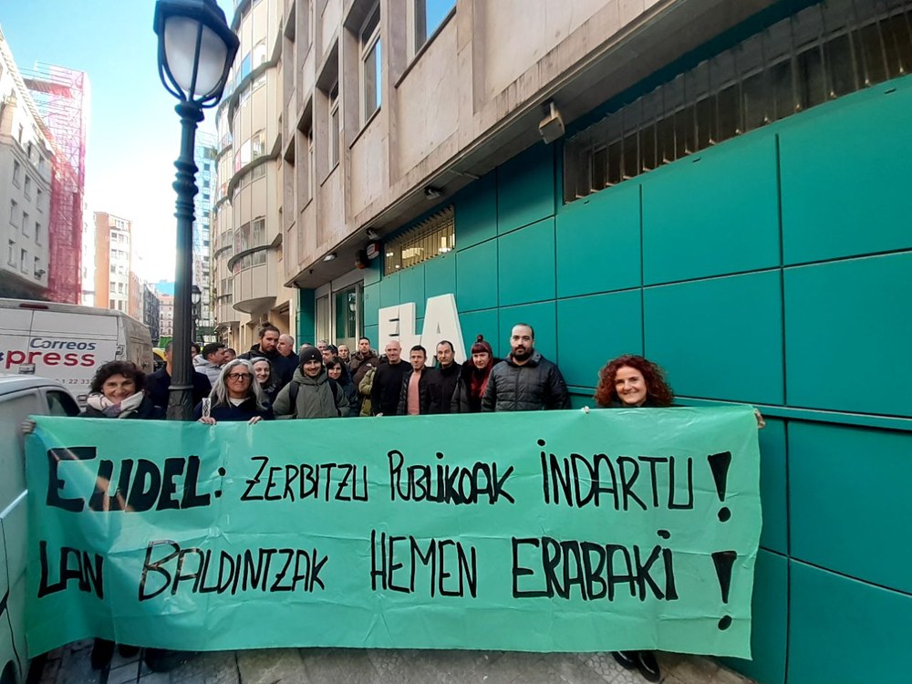 ELA exige que se ponga fin a los recortes en las condiciones de las plantillas municipales