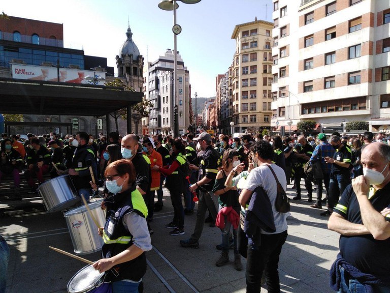 ELA afirma que las autoridades vascas no pueden seguir calladas ante la destrucción de 150 empleos en Tubacex