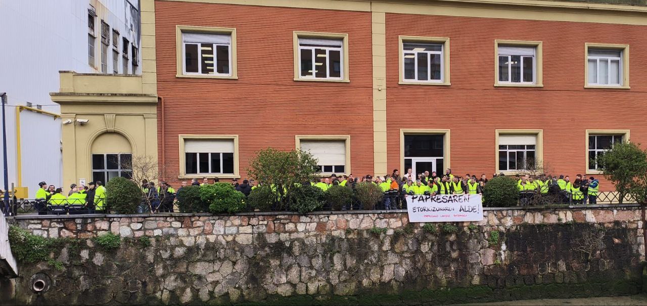 Comienzan los paros en defensa de los puestos de trabajo y la viabilidad de la empresa