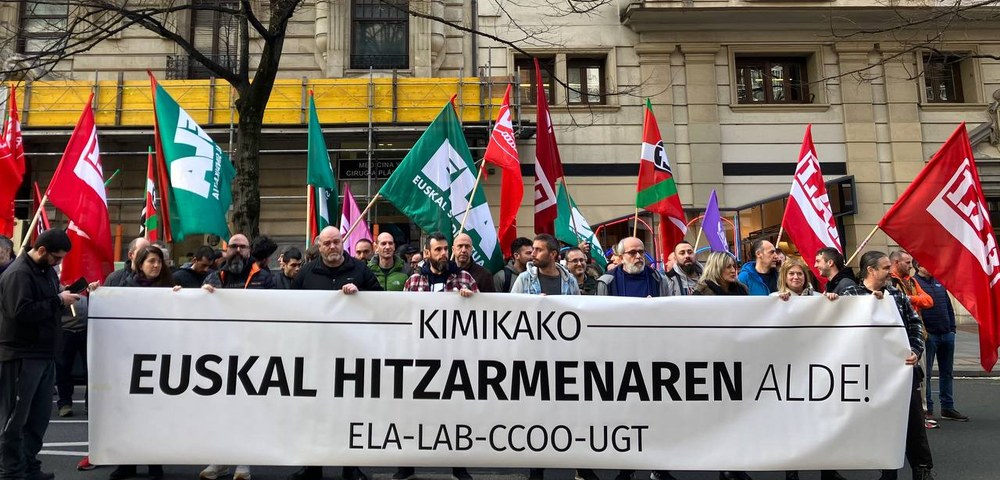 Concentración sindical frente a CEBEK y CONFEBASK por un convenio propio