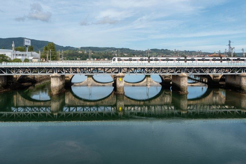 Derecho a migrar y circulación libre en Euskal Herria y en el mundo