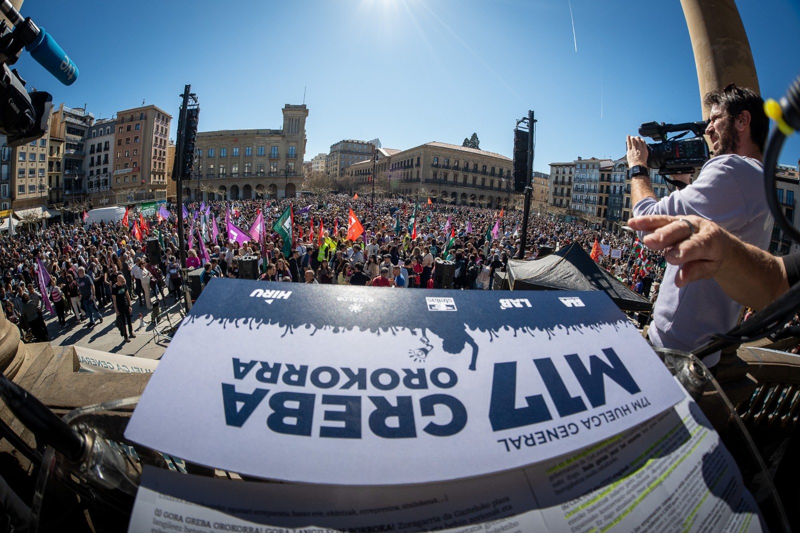 Tras el M17, no hay marcha atrás. SMI 1.500 euros: No pararemos hasta que se decida aquí