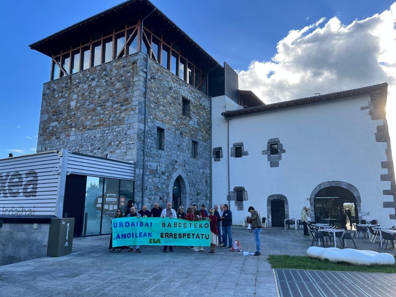 ELA denuncia persecución sindical en la eliminación de una plaza ambiental