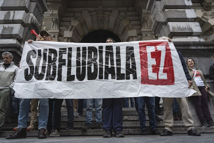 ELA ha firmado el manifiesto junto con los sindicatos de educación pidiendo la paralización de las obras del subfluvial de Lamiako
