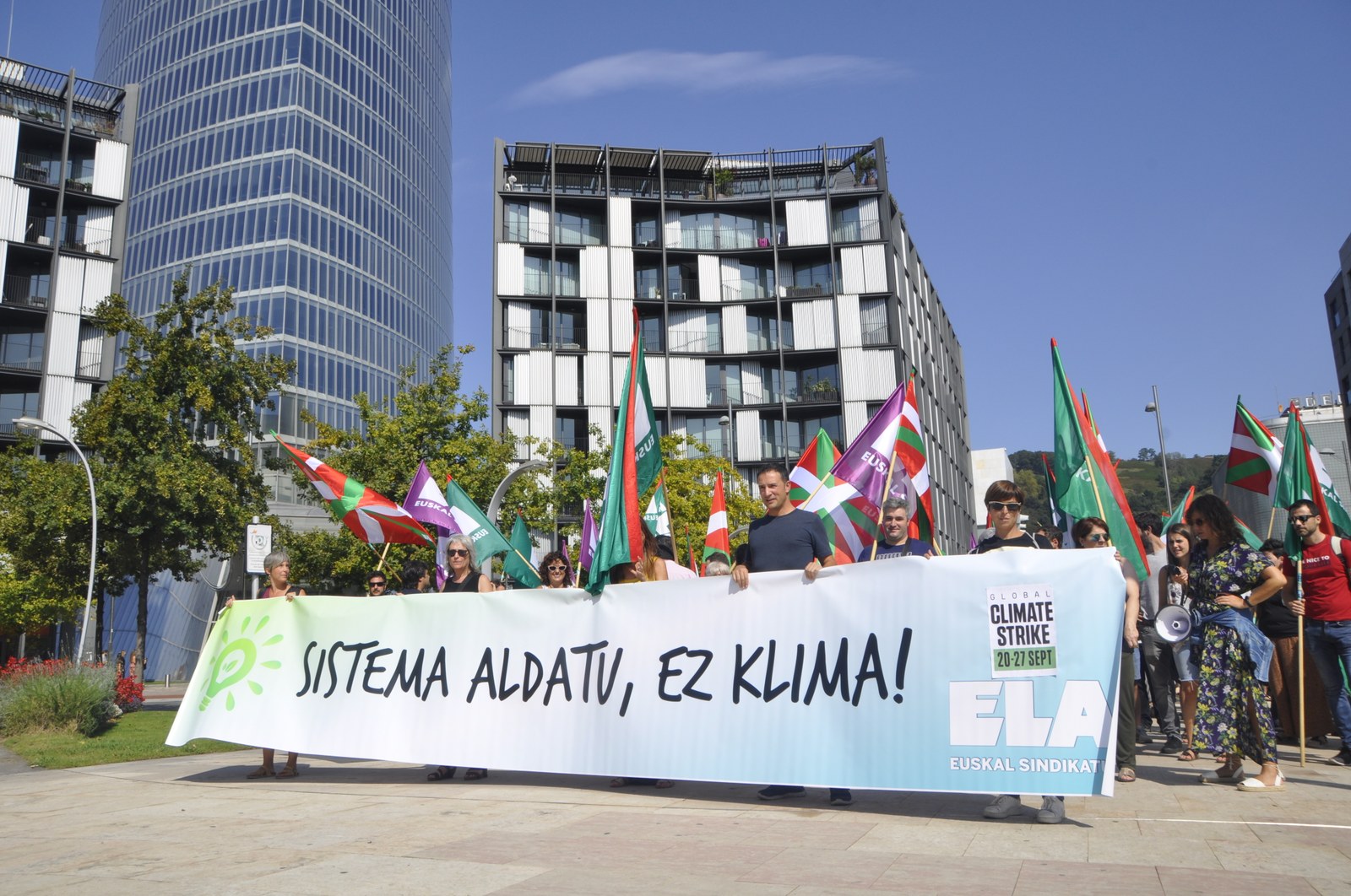 ELA pide destinar en los presupuestos el 2% del PIB (1.400 millones en la CAPV y 400 millones en Nafarroa) a la financiación de la transición energética