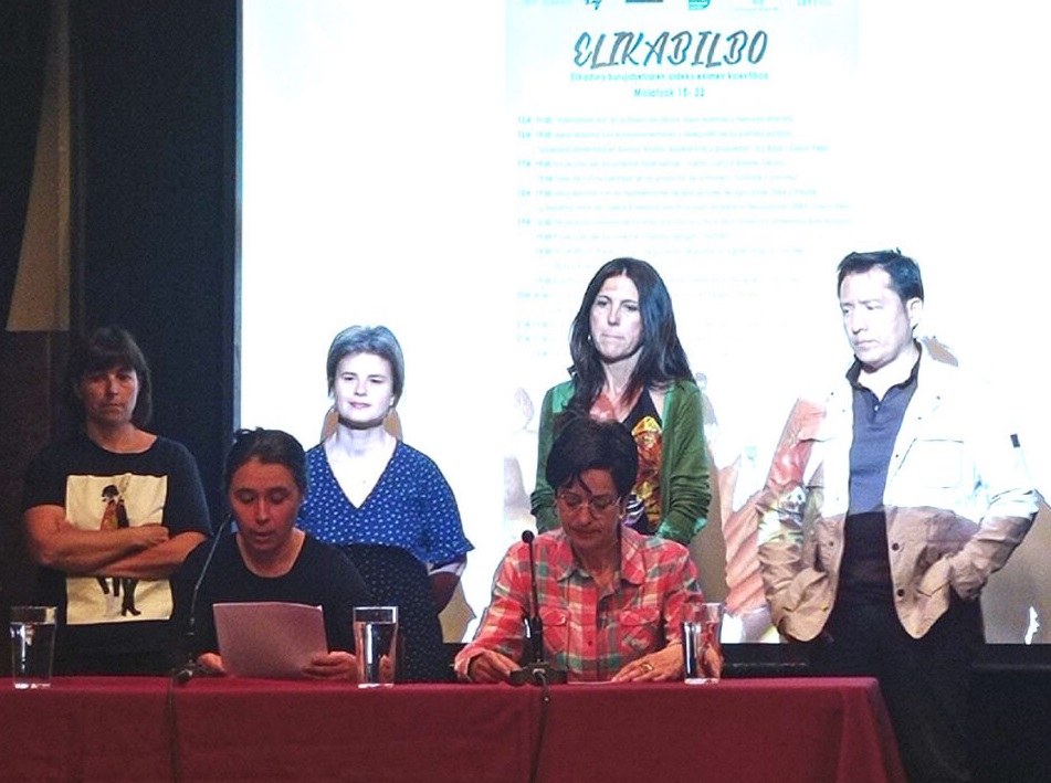 Los sindicatos hacemos nuestra la reivindicación de la soberanía alimentaria y nos comprometemos a impulsarla en nuestro día a día Los sindicatos hacemos nuestra la reivindicación de la soberanía alimentaria y nos comprometemos a impulsarla en nuestro día a día