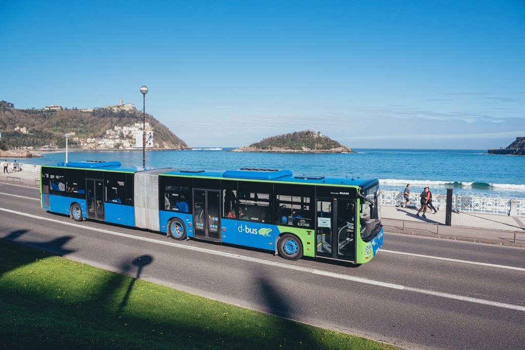 PNV vuelve a equivocarse con el transporte público