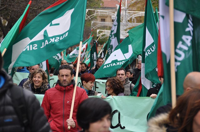 El Gobierno de Navarra avala la destrucción de más de 2.000 puestos de trabajo con su propuesta de OPE