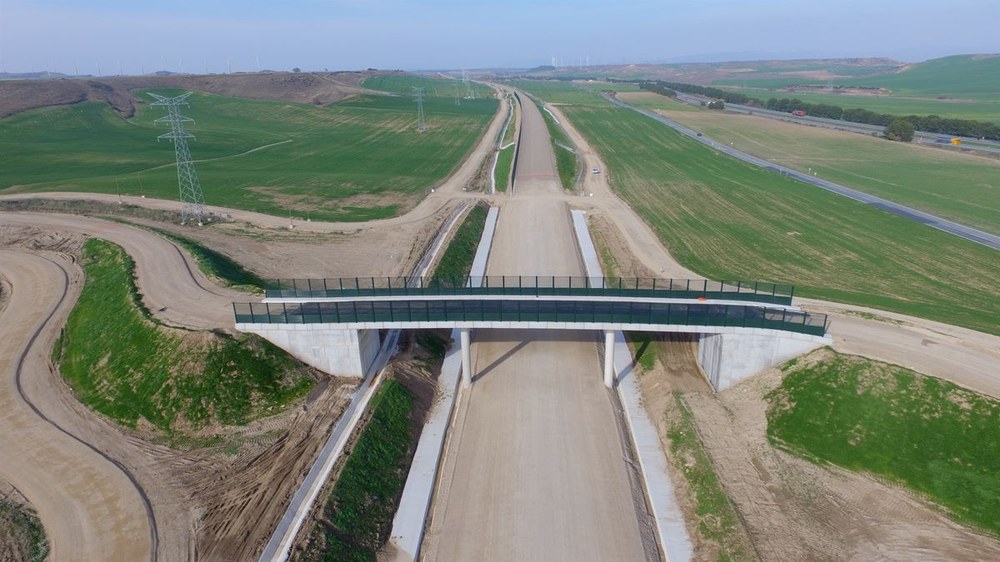 ELA considera poco ambiciosa la Ley del Cambio Climático de Navarra, y cuestiona el compromiso del Gobierno con el medioambiente mientras sigue apostando por el TAV