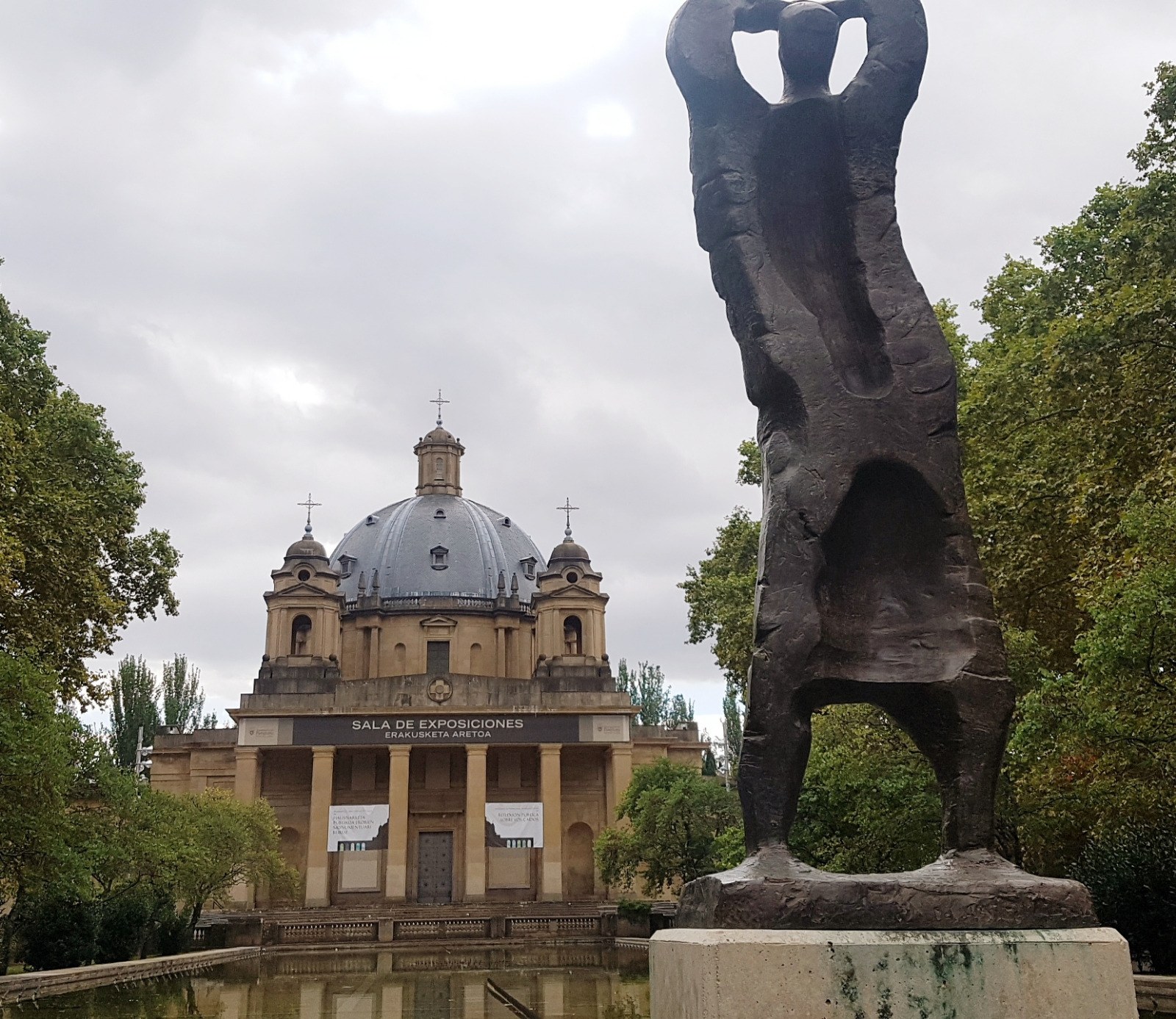 ELA considera que el derribo del Monumento a los Caídos de Iruñea es la medida más coherente con el respeto a las miles de víctimas del franquismo