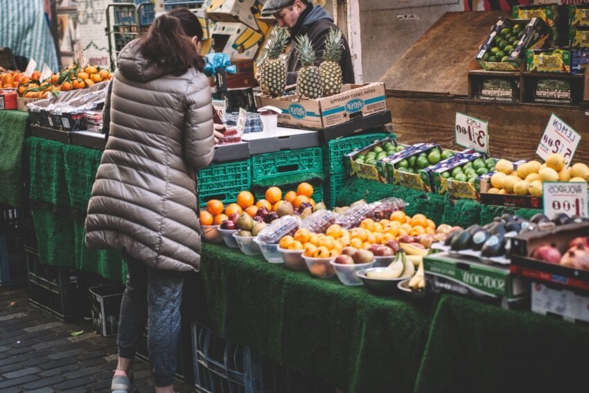 ELA denuncia que los alimentos son un 15% más caros y la hipoteca media 3.000 euros más alta