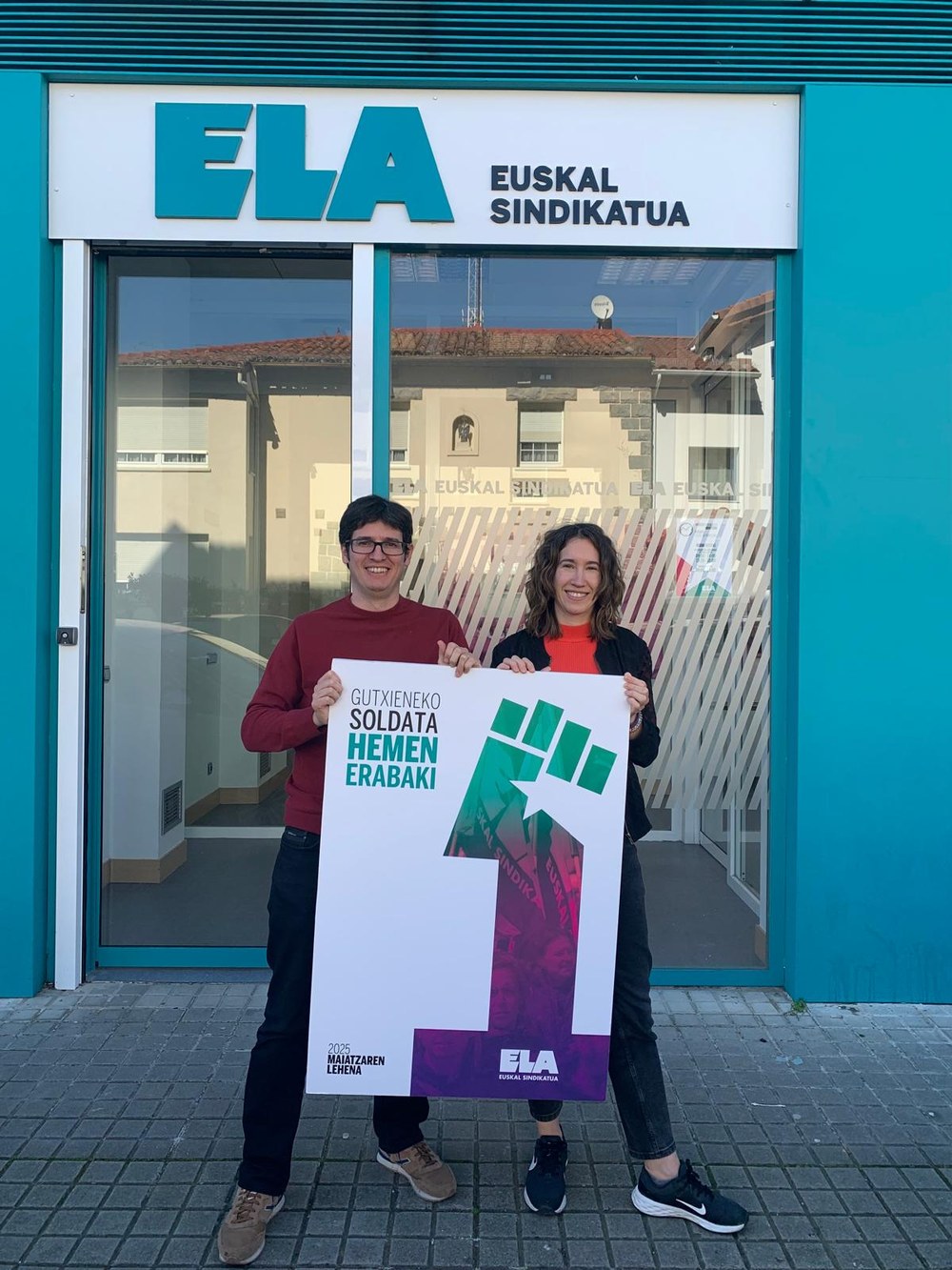 ELA se manifestará en las calles de Pamplona para exigir un SMI propio y la demolición de los Caídos