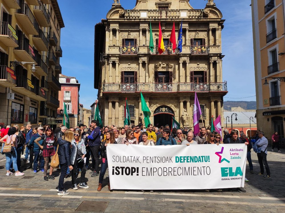 ELA se moviliza contra los recortes en pensiones que traerá la reforma