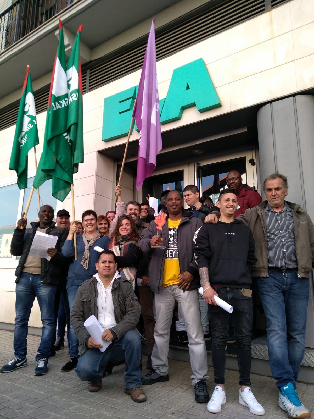 La plantilla de Navarpluma gana la huelga y consigue su primer convenio de empresa