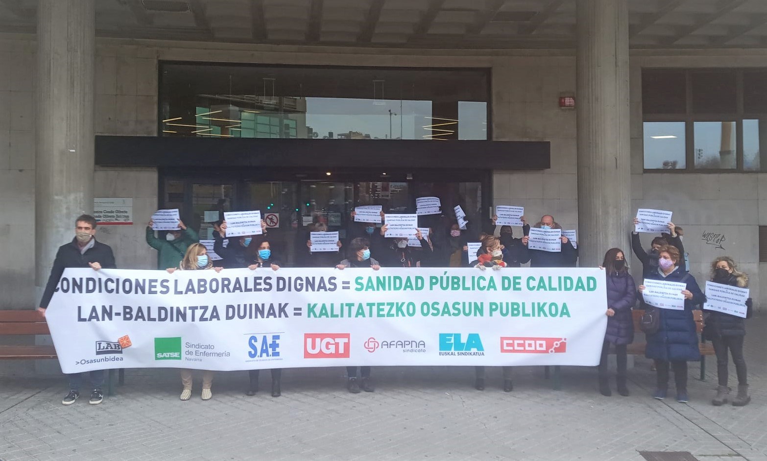 Los sindicatos Afapna, CCOO, ELA, LAB, SAE, SATSE y UGT denuncian la falta de voluntad de Osasunbidea para solucionar los problemas de la plantilla