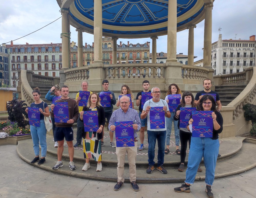 Presentan en Pamplona el encuentro “Un mar de fueguitos” para debatir sobre cómo abordar la transición ecosocial Presentan en Pamplona el encuentro “Un mar de fueguitos” para debatir sobre cómo abordar la transición ecosocial