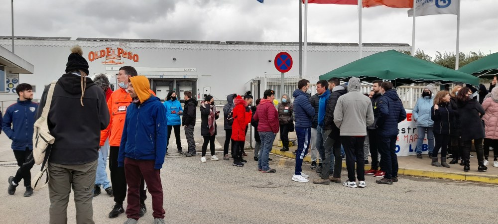 Tercer día de huelga, convocada por ELA, USO y LAB en General Mills, de San Adrián, por el incumplimiento de la empresa del incremento salarial pactado
