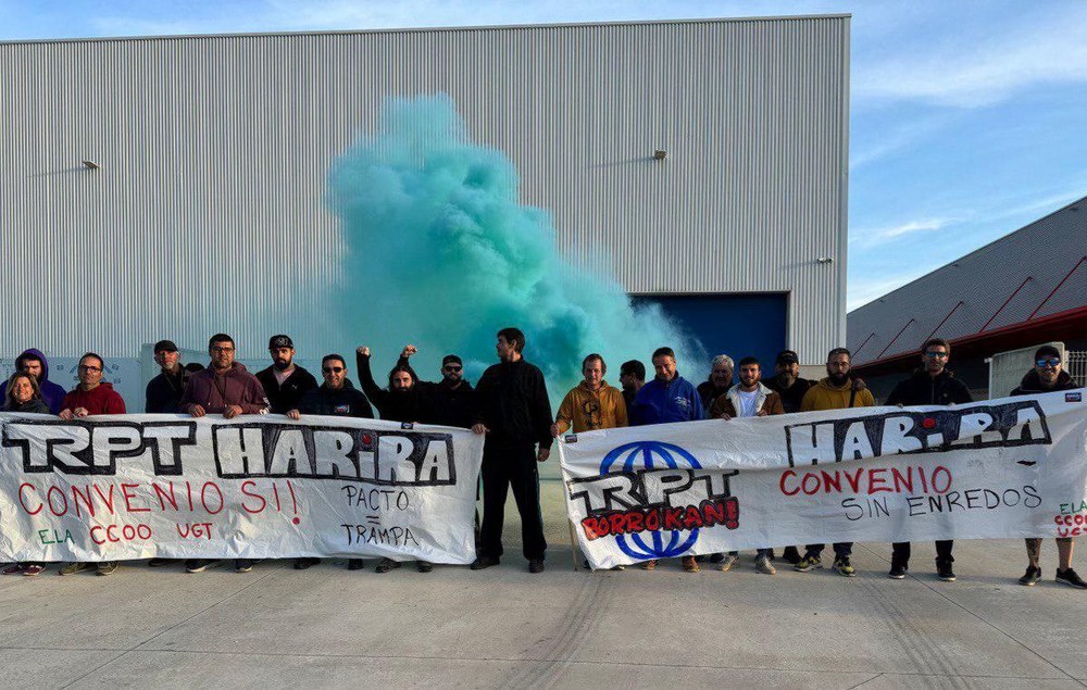 Amplio seguimiento en el primer día de la huelga indefinida en Tubos Reunidos (Nanclares)