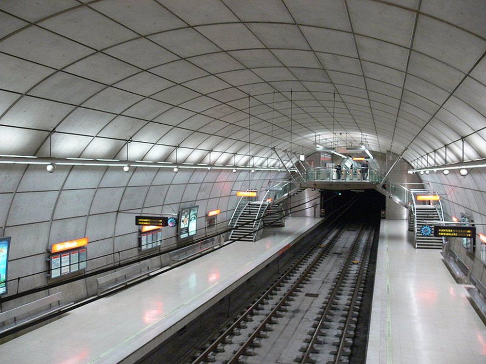 Amplio seguimiento en el primer paro de los dos convocados hoy en Metro Bilbao para desbloquear la negociación del convenio