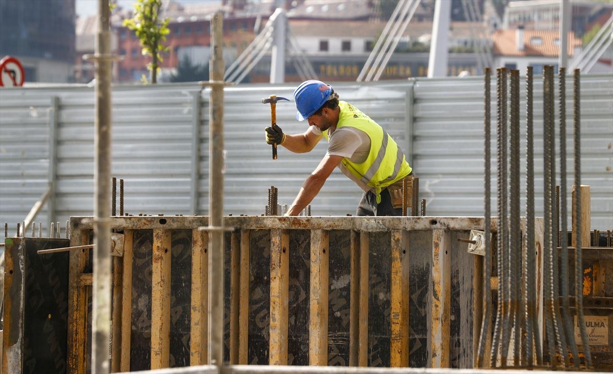CCOO y la Patronal firman un acuerdo insuficiente que empobrece a los trabajadores y trabajadoras
