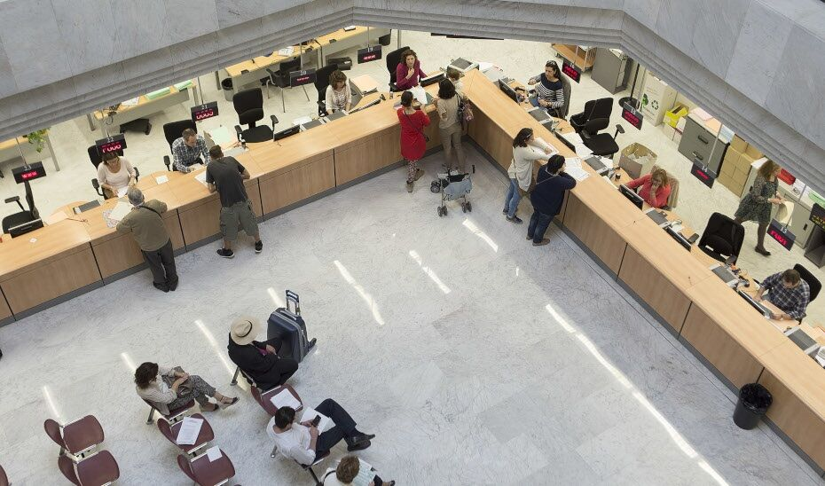 CCOO y UGT firman un acuerdo sin efectos reales sobre la jubilación parcial de los funcionarios