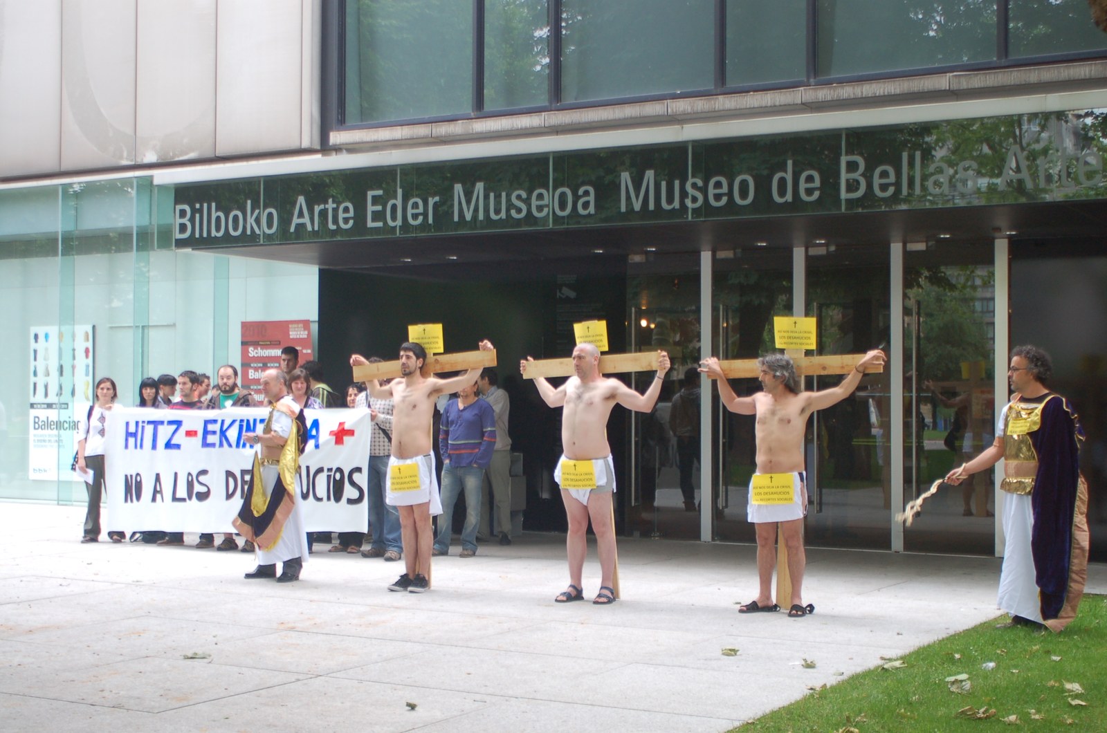 Colectivos sociales exigen “medidas urgentes” frente a los desahucios