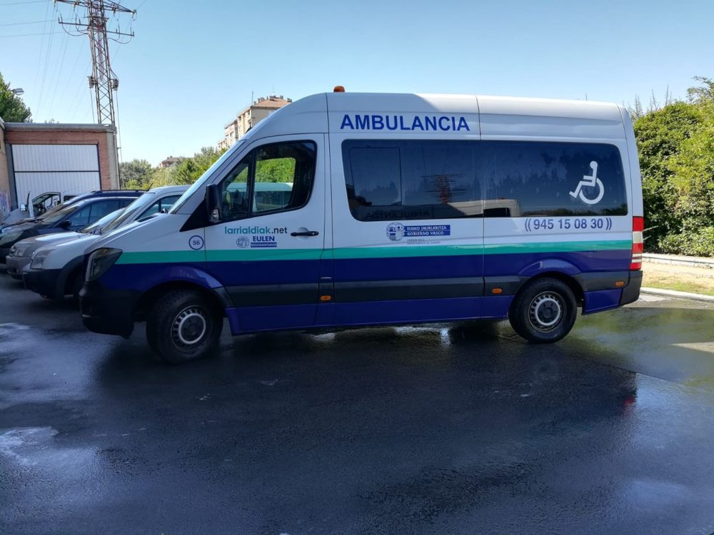 Los comités de empresa del Transporte Sanitario Urgente y no Urgente de Bizkaia y Araba reclaman la gestión directa del servicio