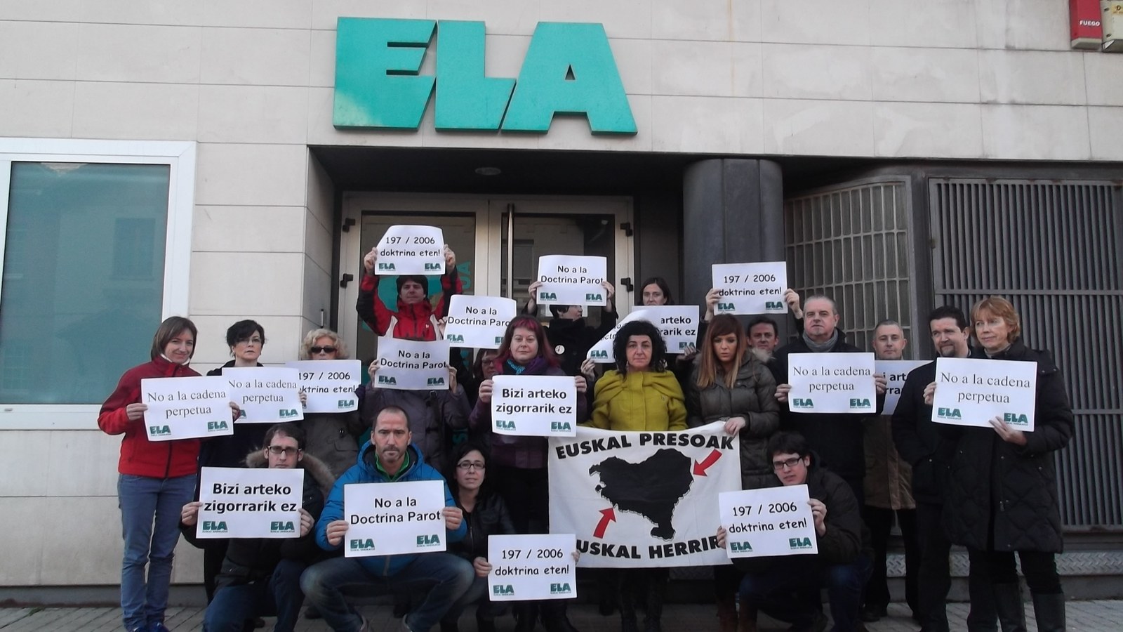 Concentración contra la "Doctrina Parot" en Iruñea