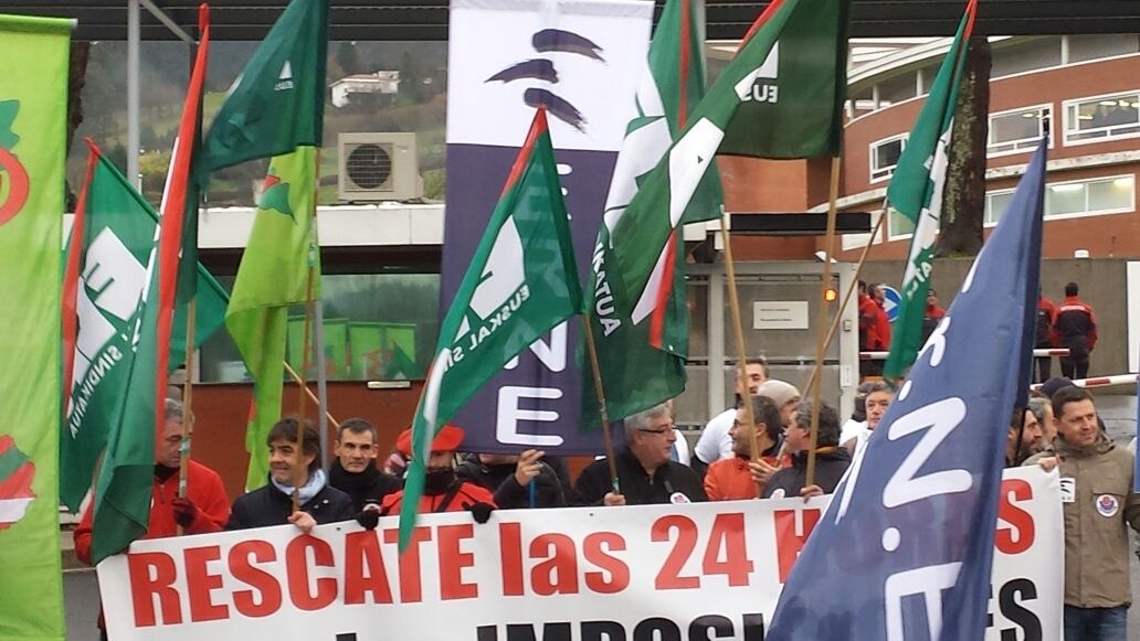 Concentración de la Unidad de Vigilancia y Rescate de la Ertzaintza