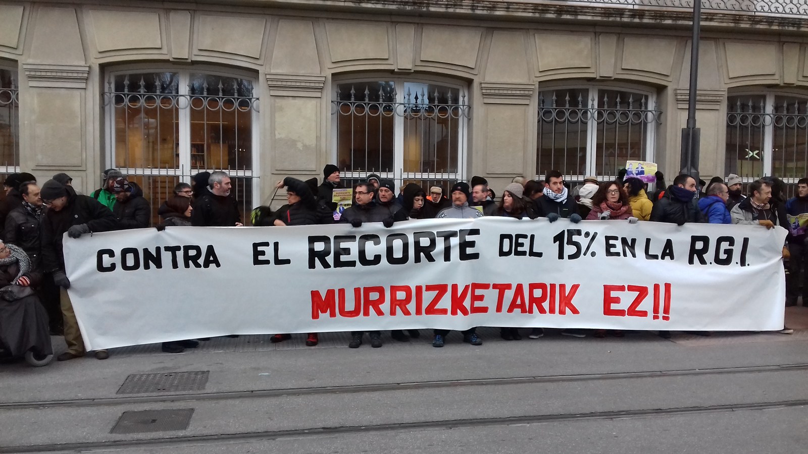 Concentración para denunciar los recortes en la Renta de Garantía de Ingresos