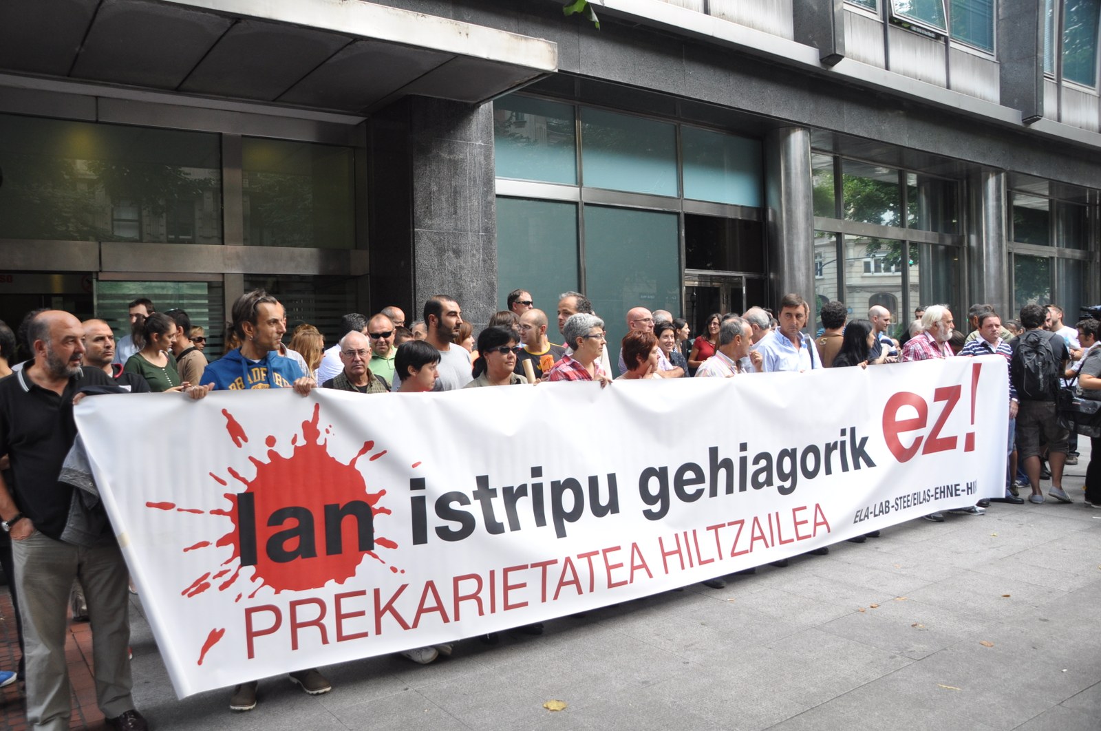 Concentraciones en repulsa por las últimas muertes en accidente laboral