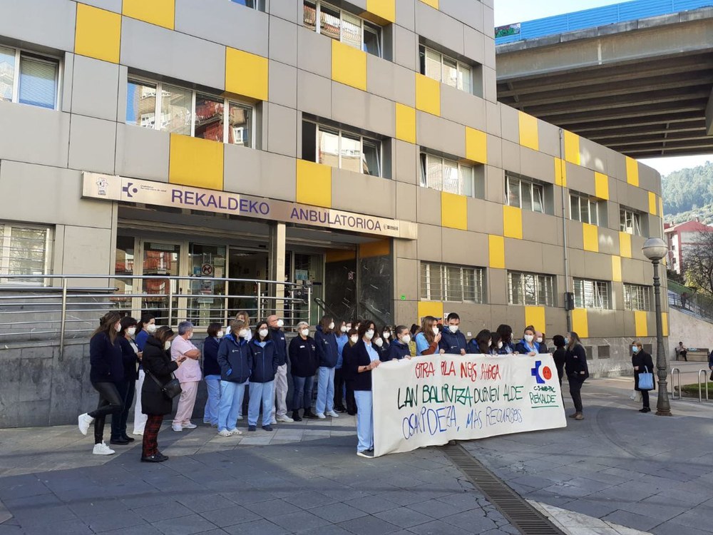Concentraciones para denunciar las situación de los centros de Atención Primaria