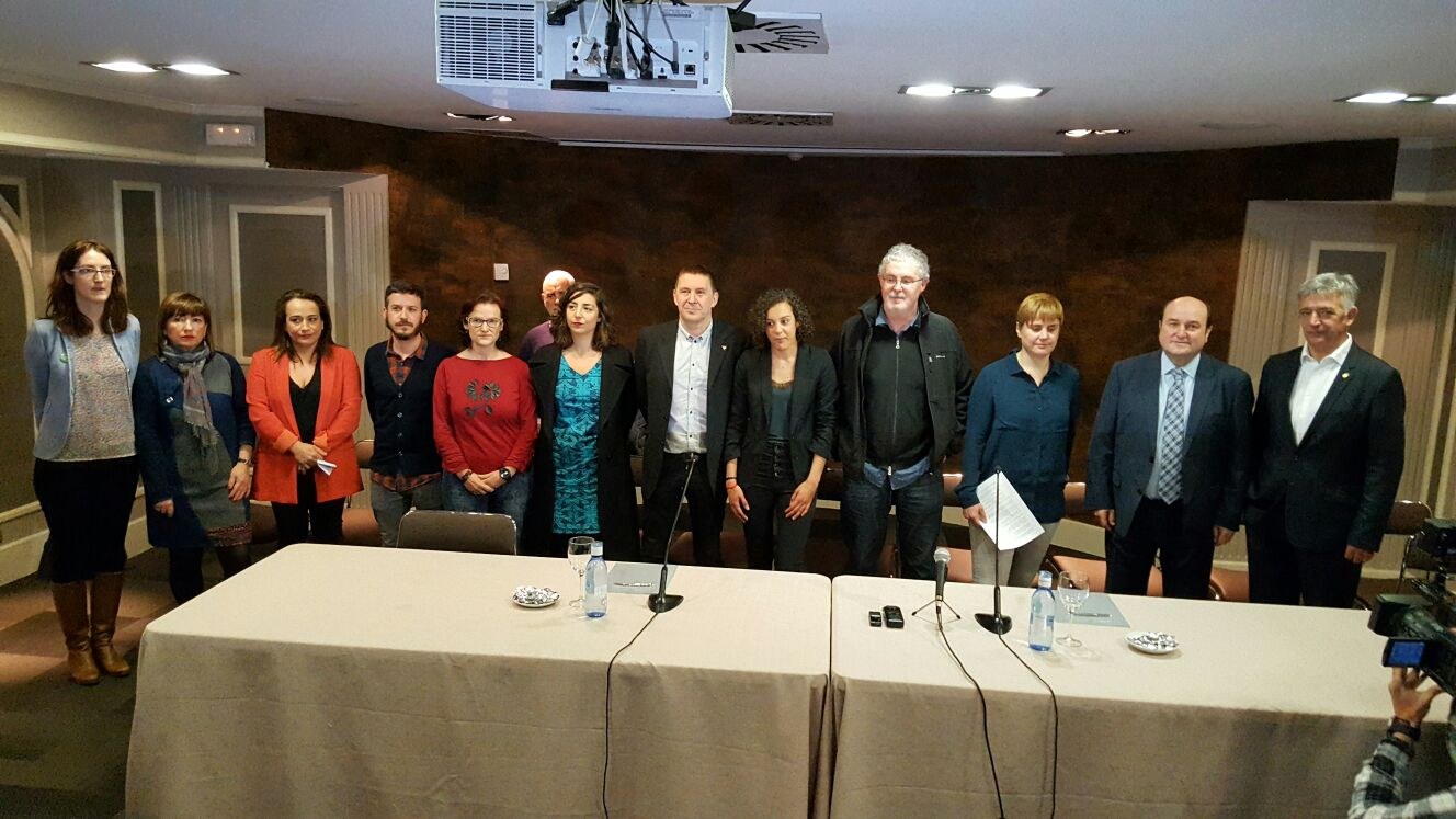 "Damos credibilidad al desarme irreversible, unilateral y completo"