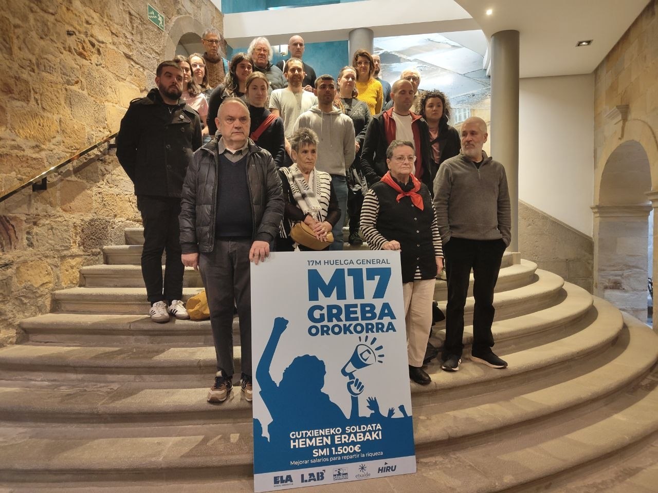 Decenas de agentes y movimientos sociales se suman a la cita del 17M