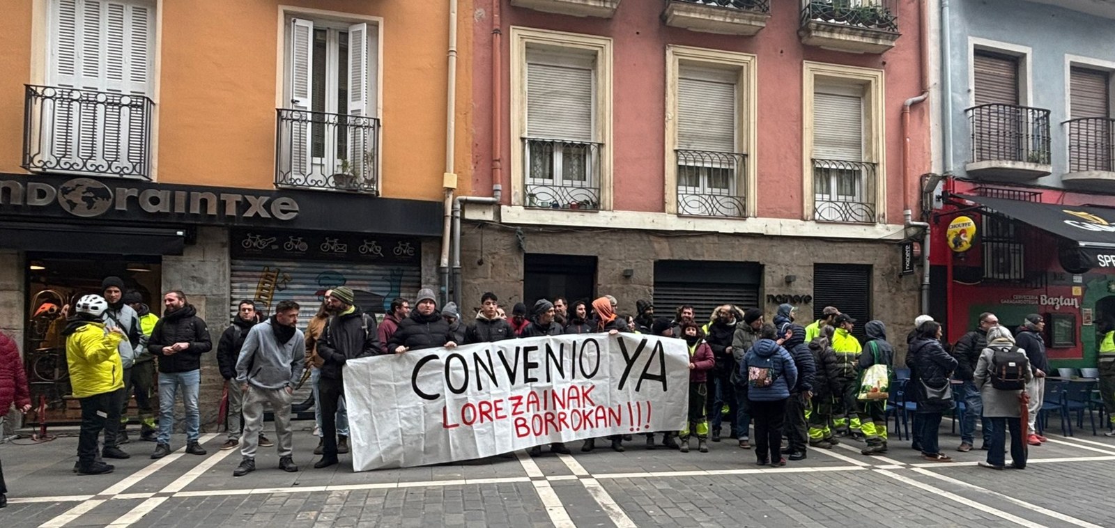 Desconvocan la huelga tras conseguir el primer convenio de jardinería