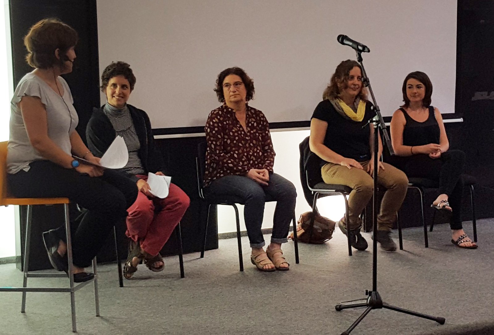 Diferentes ejemplos de economía social transformadora a debate